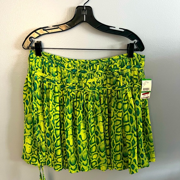 Dresses & Skirts - Snake skin print skirt, Rachel Roy, size large